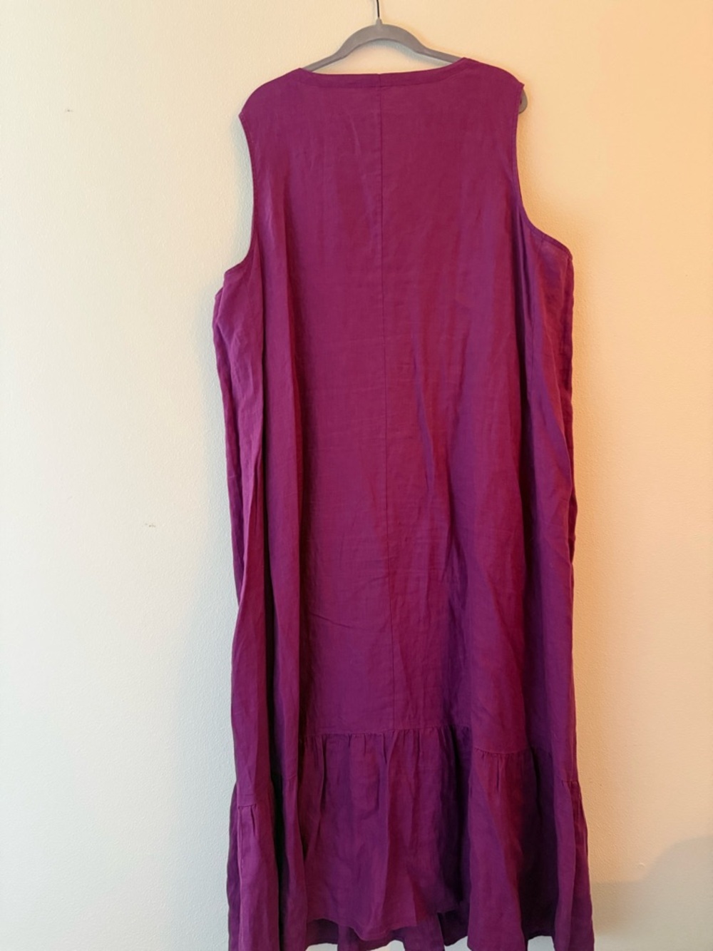 4X Sleeveless Button-Front Linen Dress in Deep Magenta - Picture 2 of 5